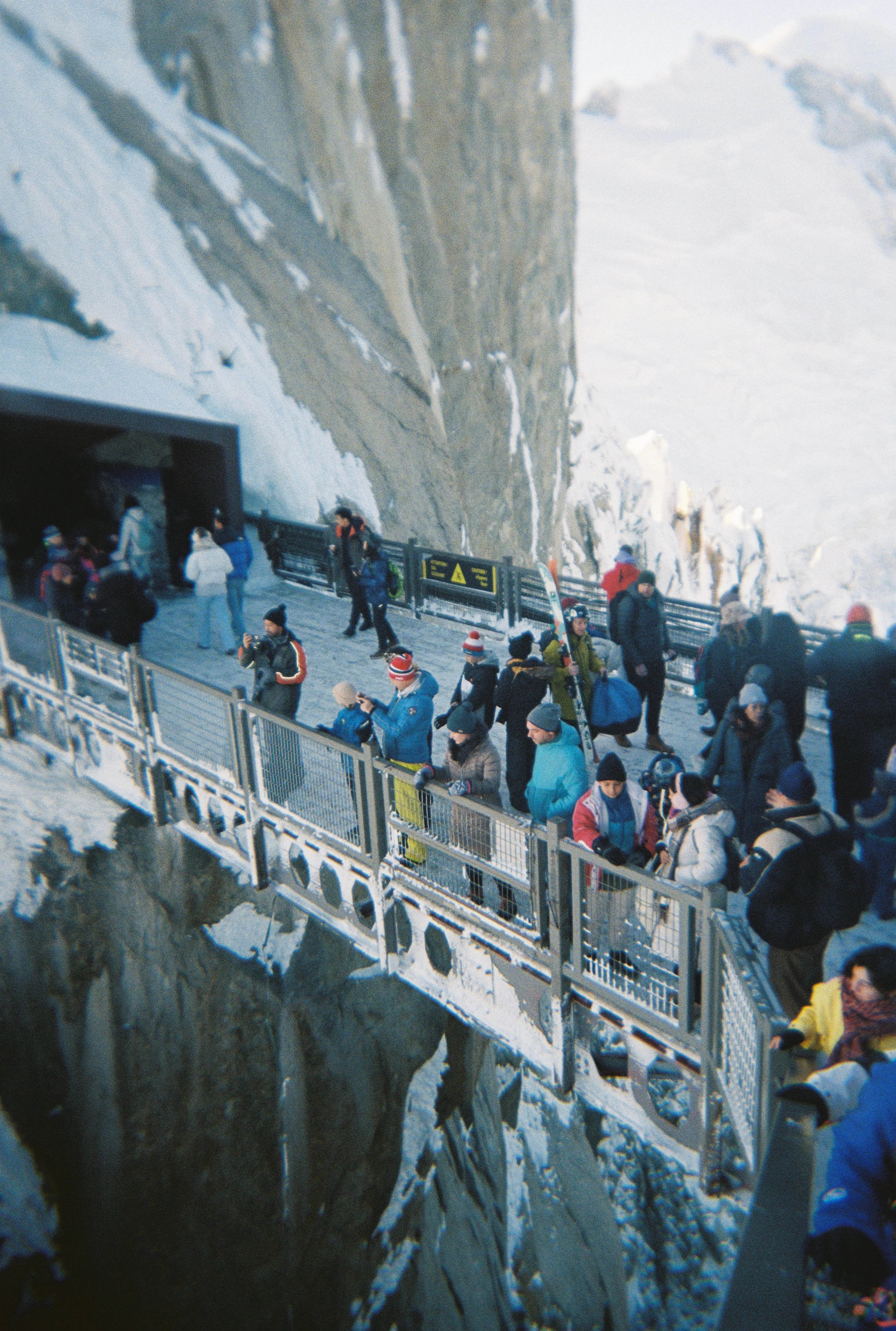 Miniature 16